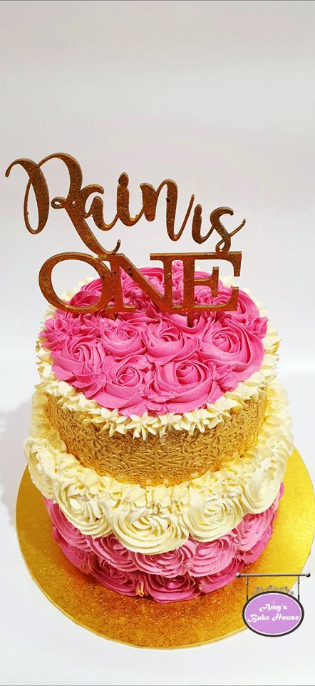 Rosettee-themed-birthday-cake-1-1