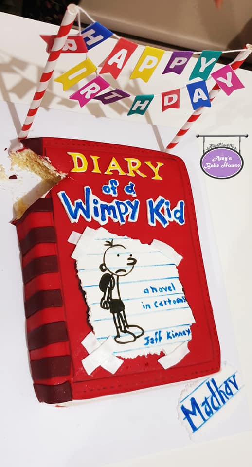 The-Diary-of-a-Wimpy-Kid-cake-4-1